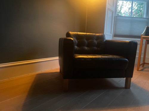 Black leather armchair - , good
