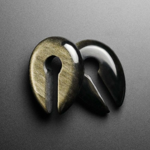 Golden obsidian keyhole stone - golden,