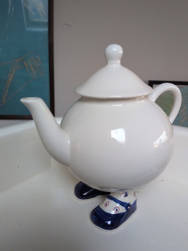 Walking ware teapot carlton - walking,