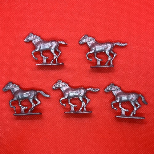 25mm white metal horse - 25mm,