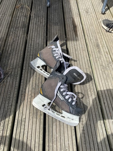 Ice hockey boots - boots, bauer