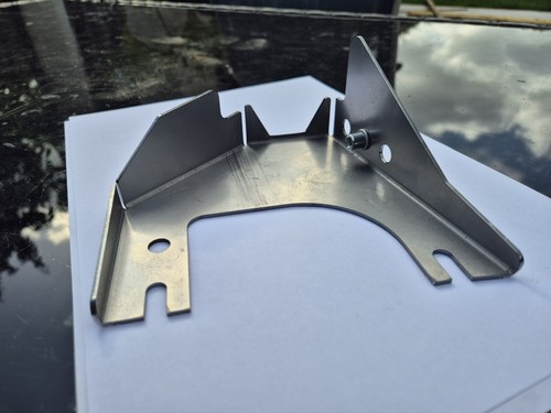 Mercedes r107 abs bracket - sl,