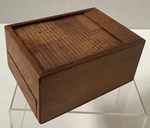 Antique art deco - art, box