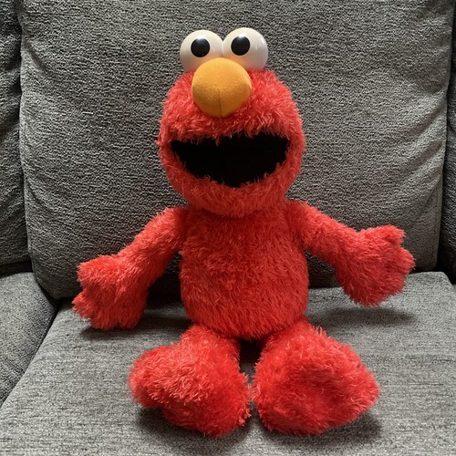Tickle elmo giggle laughing - giggle,