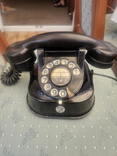 Bakelite 1930s vintage black - 1930s,