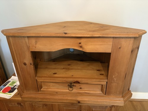 Rustic pine corner unit - corner, tv