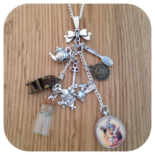 Alice wonderland white - in,