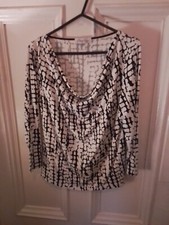 David Napier  ladies top size