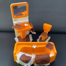 Vintage Sindy Doll Bathroom