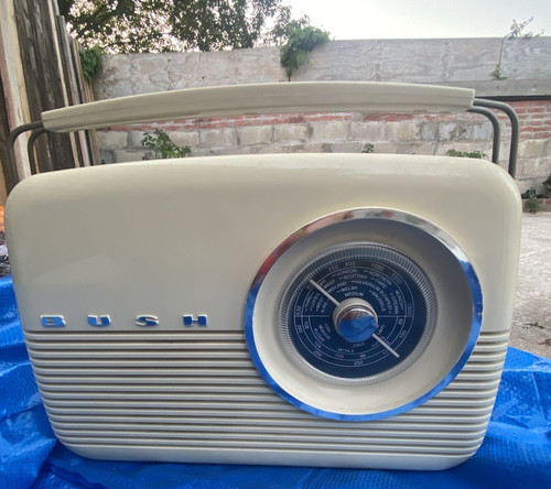Bush cream portable radio - cream,