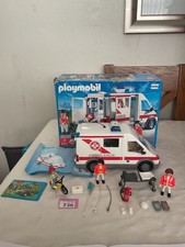 PLAYMOBIL 4221 AMBULANCE