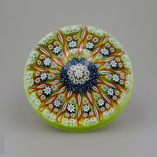 Perthshire paperweight green - perthshire,