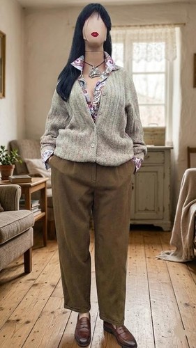 Vintage fluffy warm beige - warm,