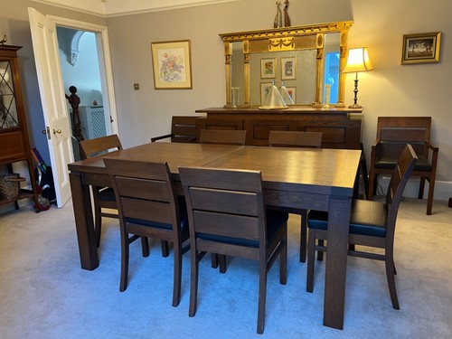 Stunning wooden dining table - wooden,