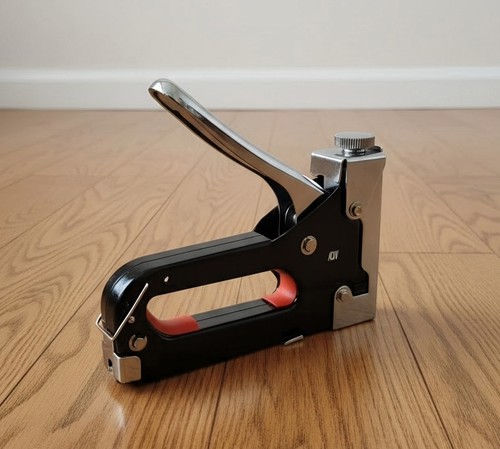 Heavy duty staple - heavy,