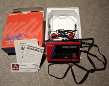 RARE VINTAGE WALKMAN SONY