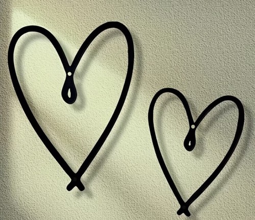 Metal black hearts wall - 2d,