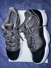 Air Jordan 11 Low - Space Jam