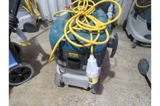 Makita VC M Class Vacuum 42 Litre Dust Extractor with Power Take-Off 110v