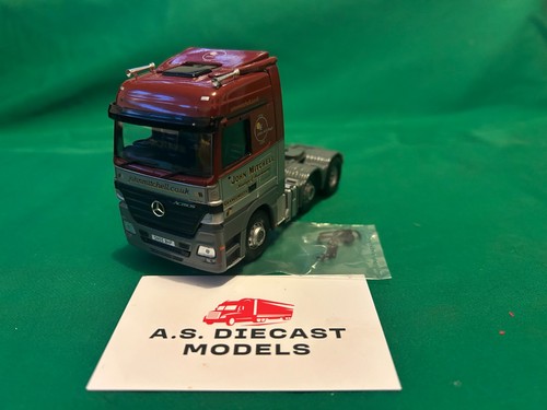 Corgi modern truck mercedes - corgi,