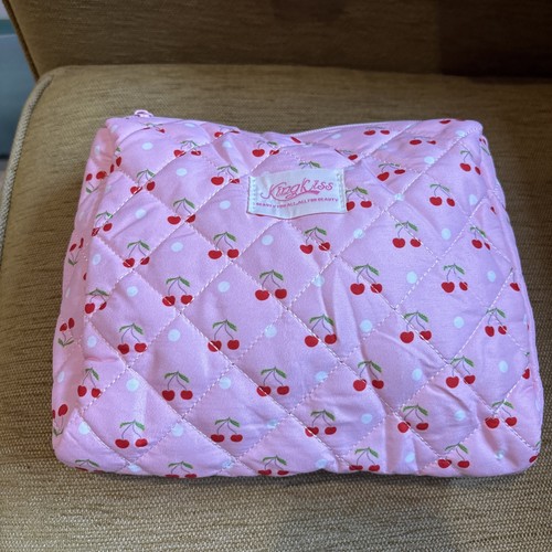 Pretty pink red - &,
