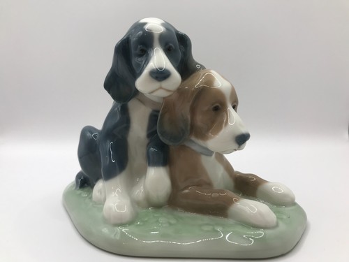 Nao lladro tired - nao, puppies'