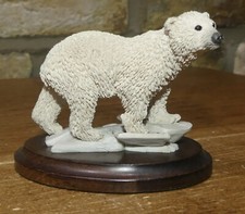 VINTAGE COUNTRY ARTISTS CA563 SBABY POLAR BEAR