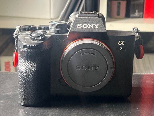 Sony alpha 0mp just - iv,