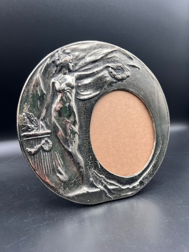 Art nouveau goddess victory - nouveau, of