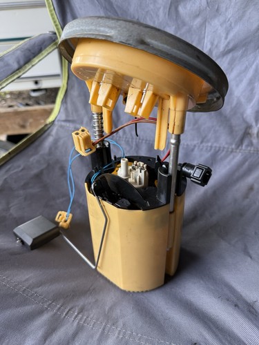 6763888 fuel pump - for, 3