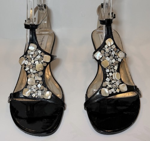 Valenci built for comfort - aj,
