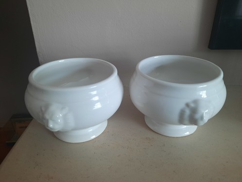 Two white porcelain - porcelain, head