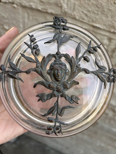 Art nouveau vanity - vanity, lid