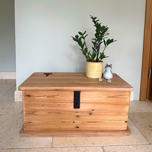 Wood blanket storage trunk - wood,