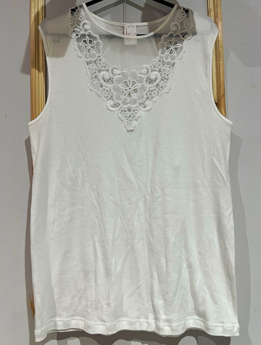Nina von white lace trim - nina, c
