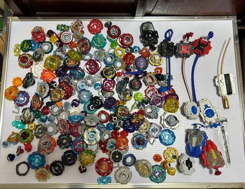 Beyblade lot large - beyblade, collection