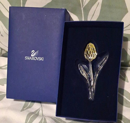 Swarovski crystal flower - crystal,