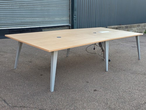 Oak effect boardroom table - oak,