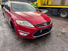 FORD MONDEO ESTATE 2012 TITANIUM RED FRONT BUMPER