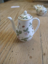 Wedgwood Wild Strawberry