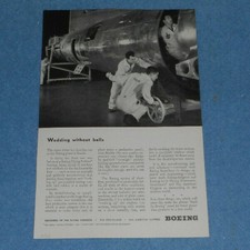 1943 WWII Boeing B-17 Flying