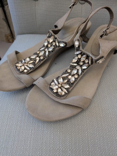 Sandals embellished beige - sandals,