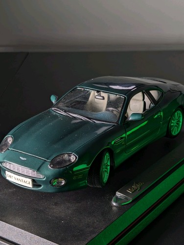 Aston martin db7 vantage - martin,