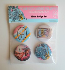 Twenty One Pilots, Scaled and