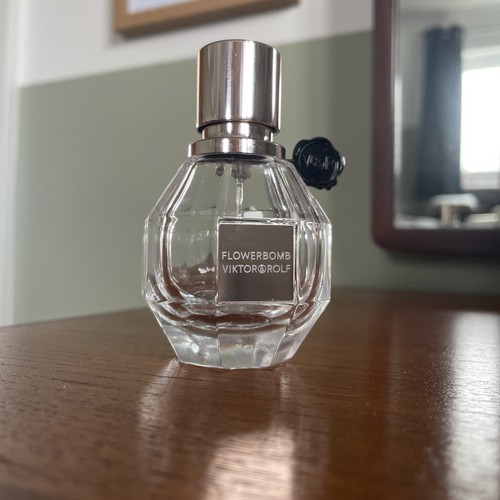 Empty viktor rolf flowerbomb - &,