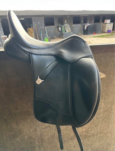 17inch bates isabell werth - bates,