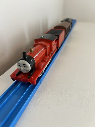 Tomy trackmaster james no5 - tomy,