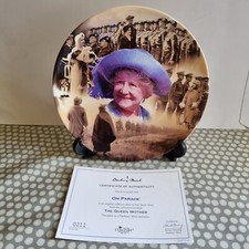 Coalport Bone China The Queen Mother "On Parade" Collectors Plate