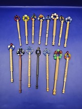 15 wooden decorated lace