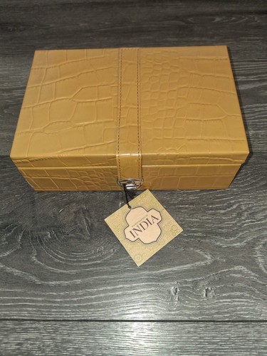 Jewellery box with genuine - jewellery,